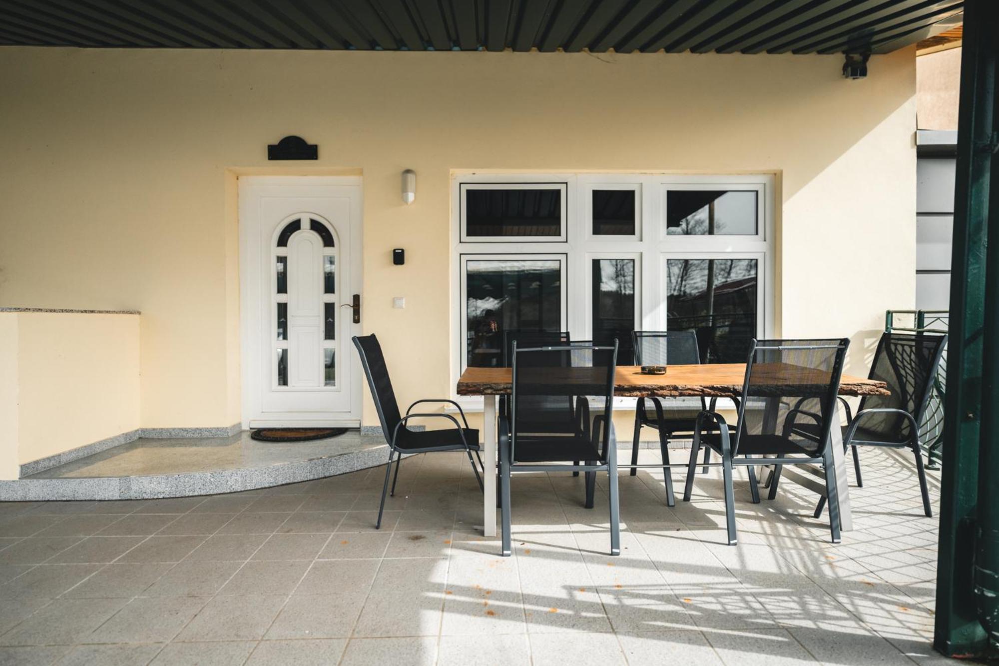 Black Tiger Seaside - Direkt Am Garden